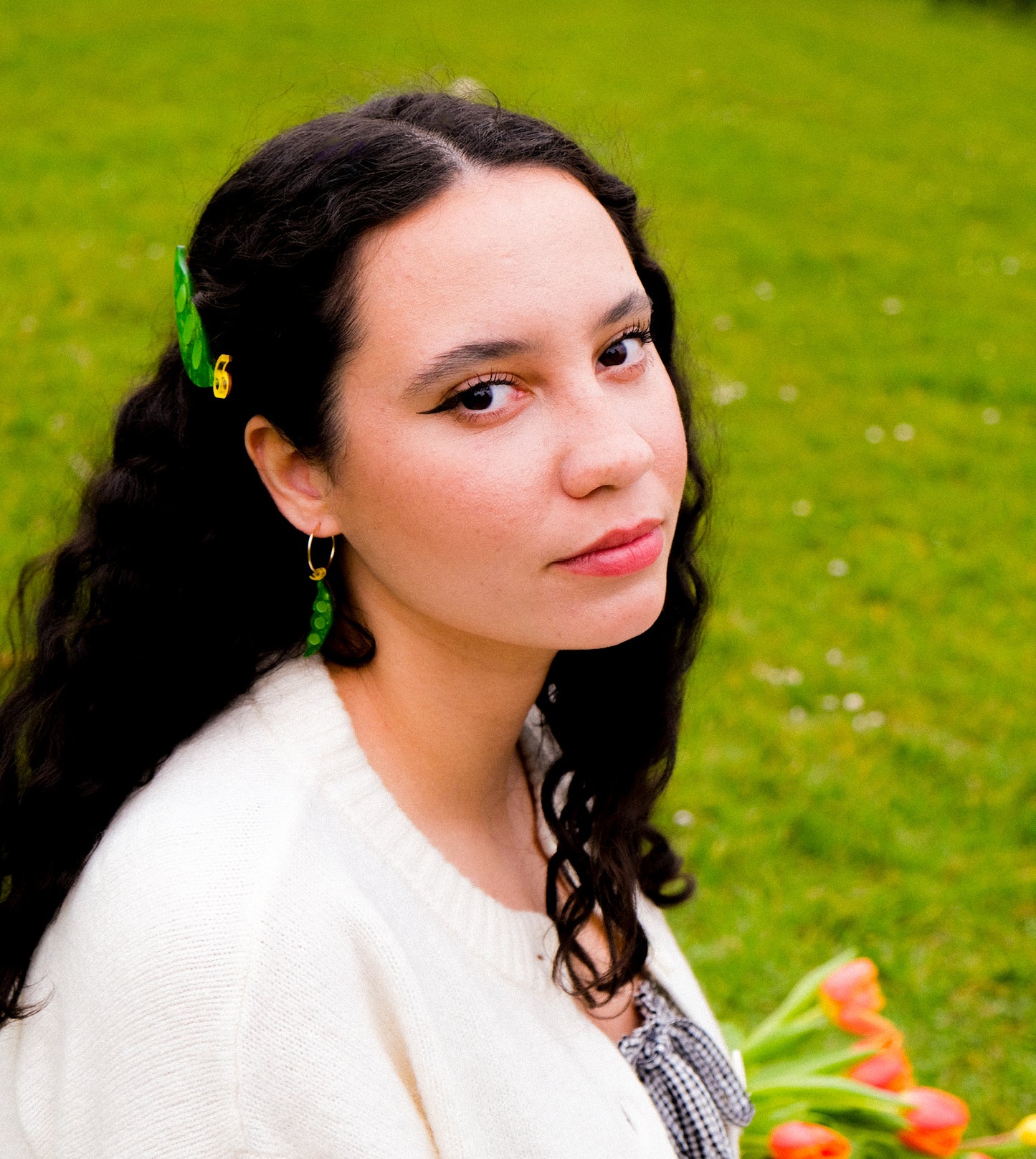 Pea Pod Hoop Earrings