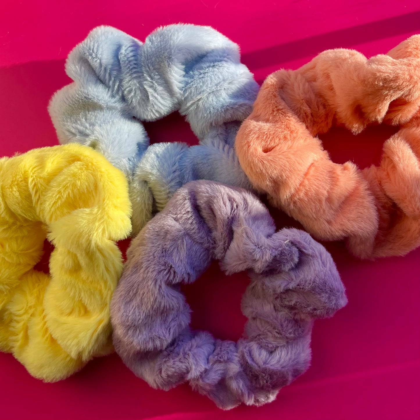 Fluffy Scrunchie - Cuteryko