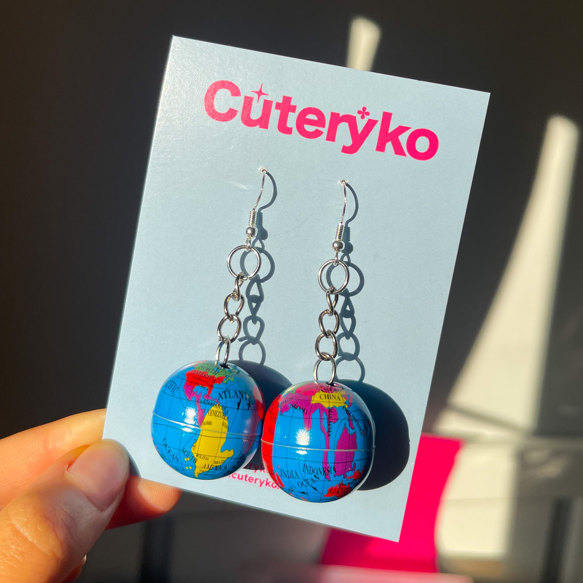 Globe Earrings - Cuteryko
