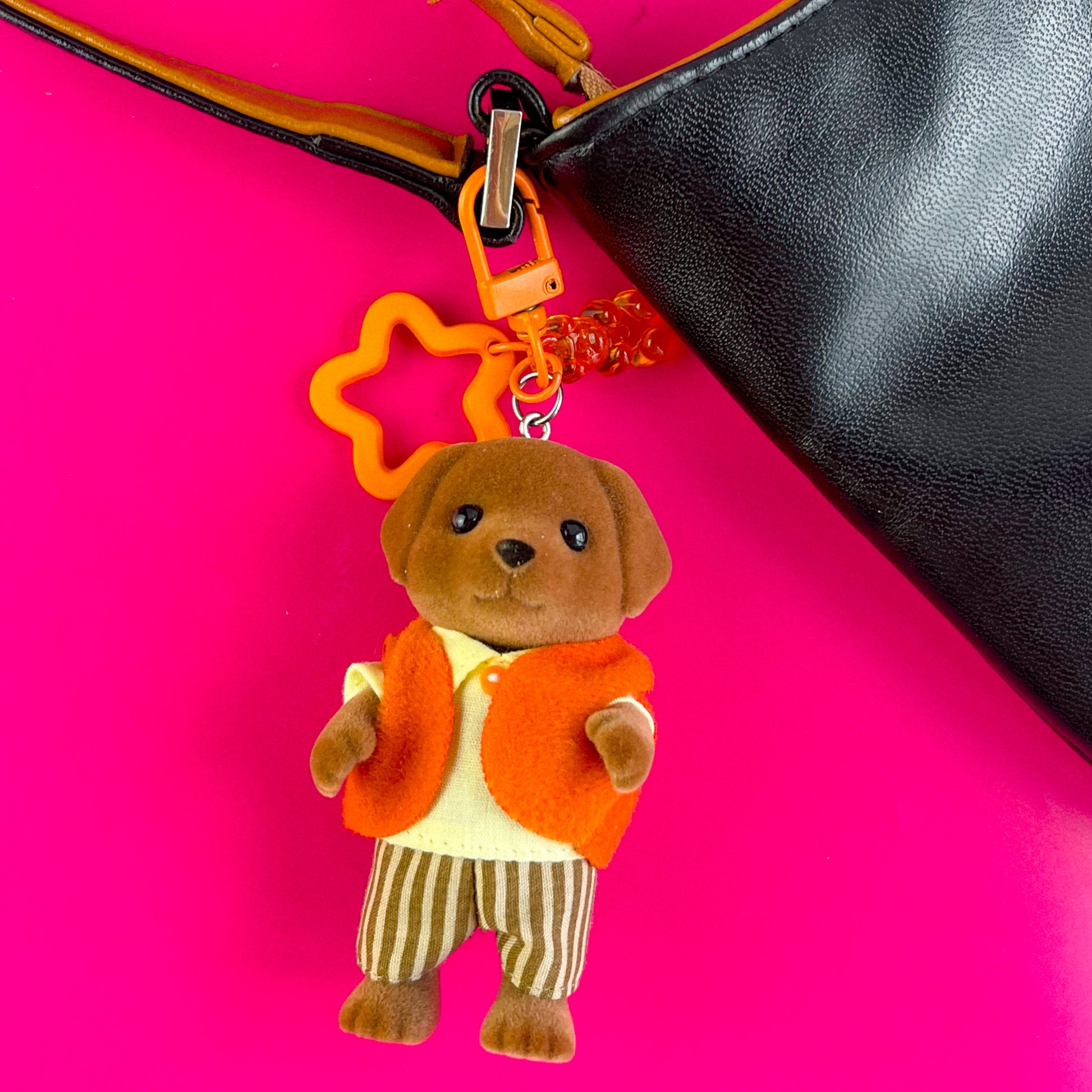 Chocolate Labrador Papa Sylvanian Family Keychain - Cuteryko