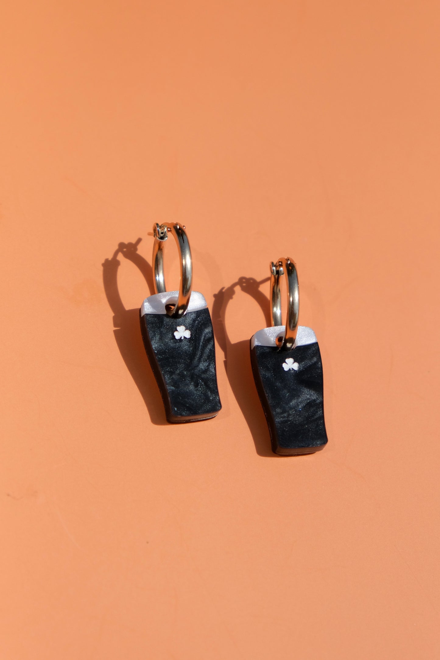 Mini Stout Hoop Earrings