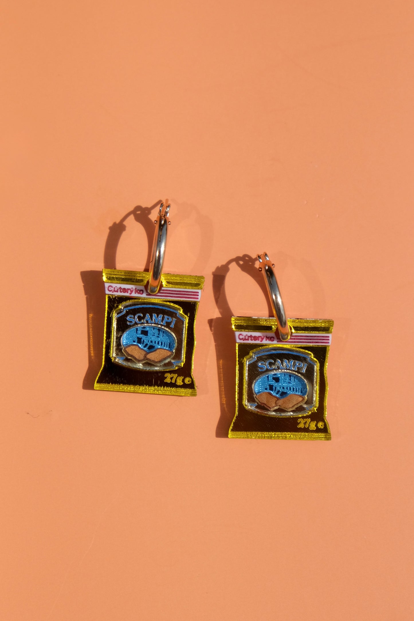 Scampi Snack Hoop Earrings