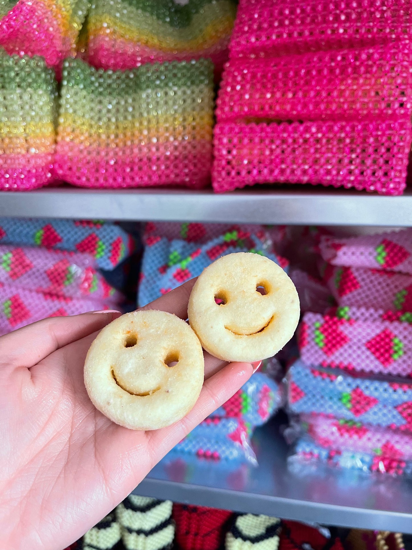 Pendientes de caras sonrientes de patata