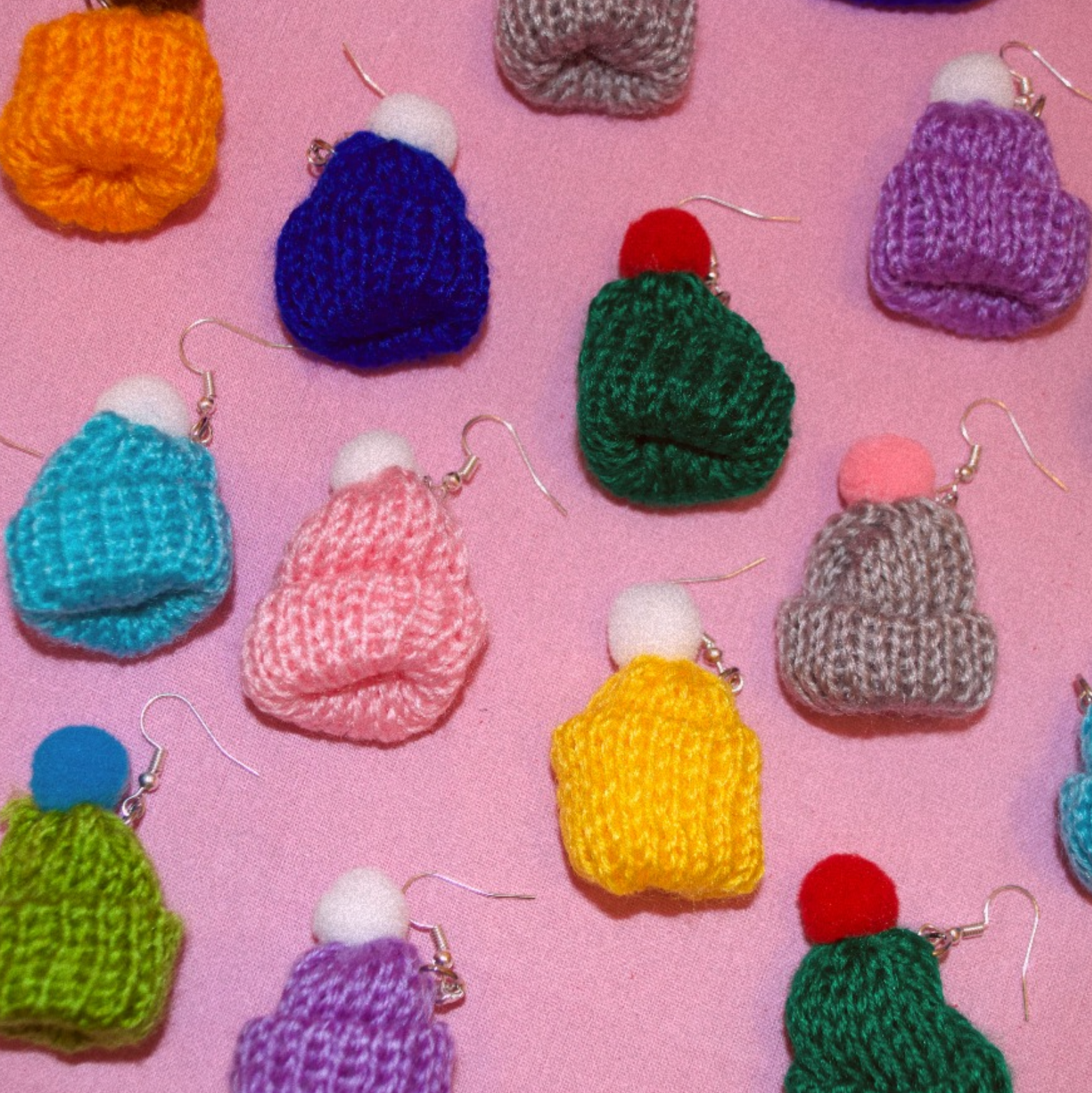 Bobble Hat Earrings - Cuteryko
