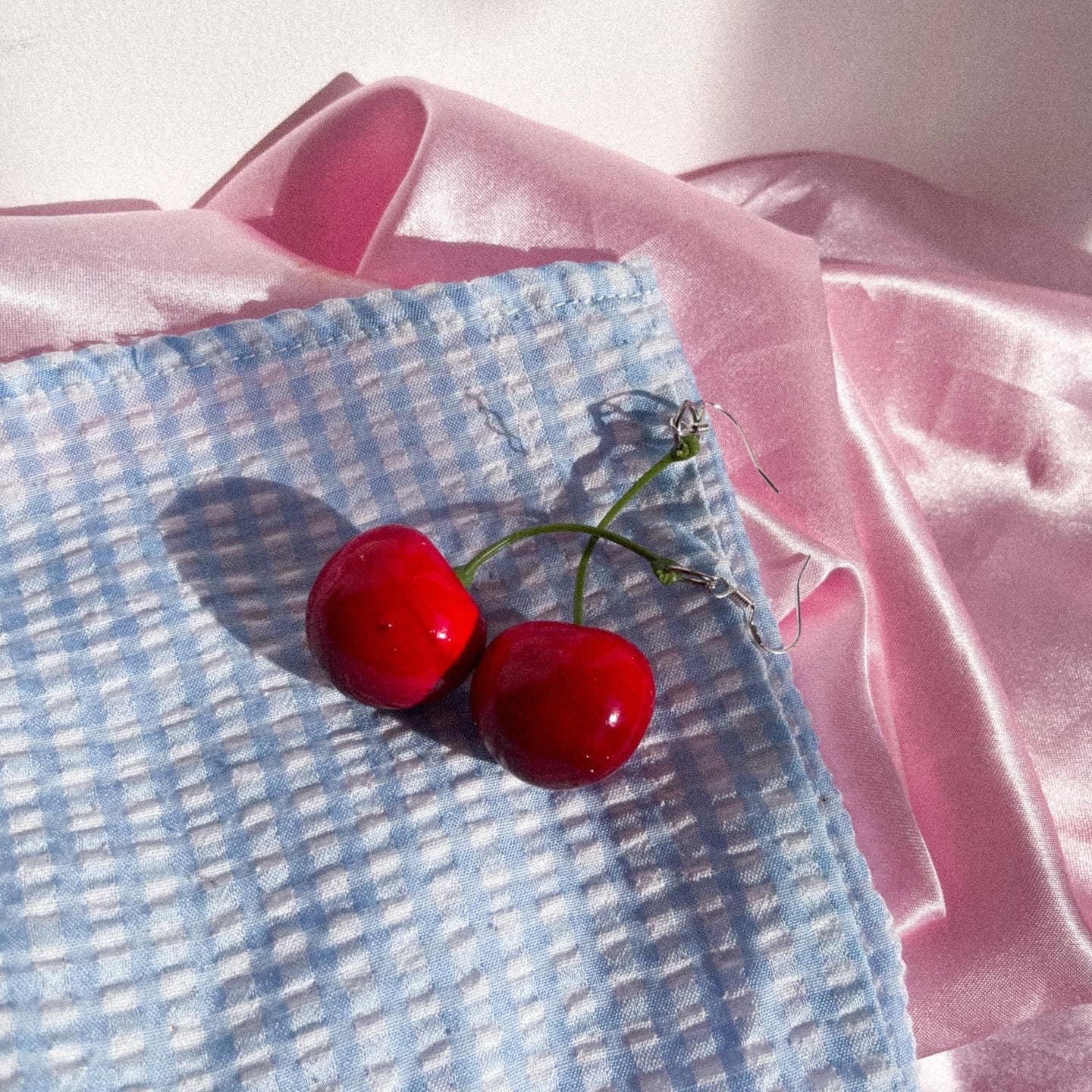 Cherry Earrings 🍒