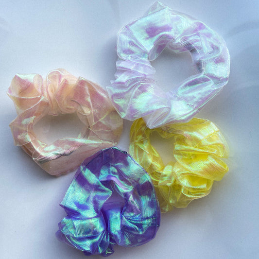 Pearl Scrunchie